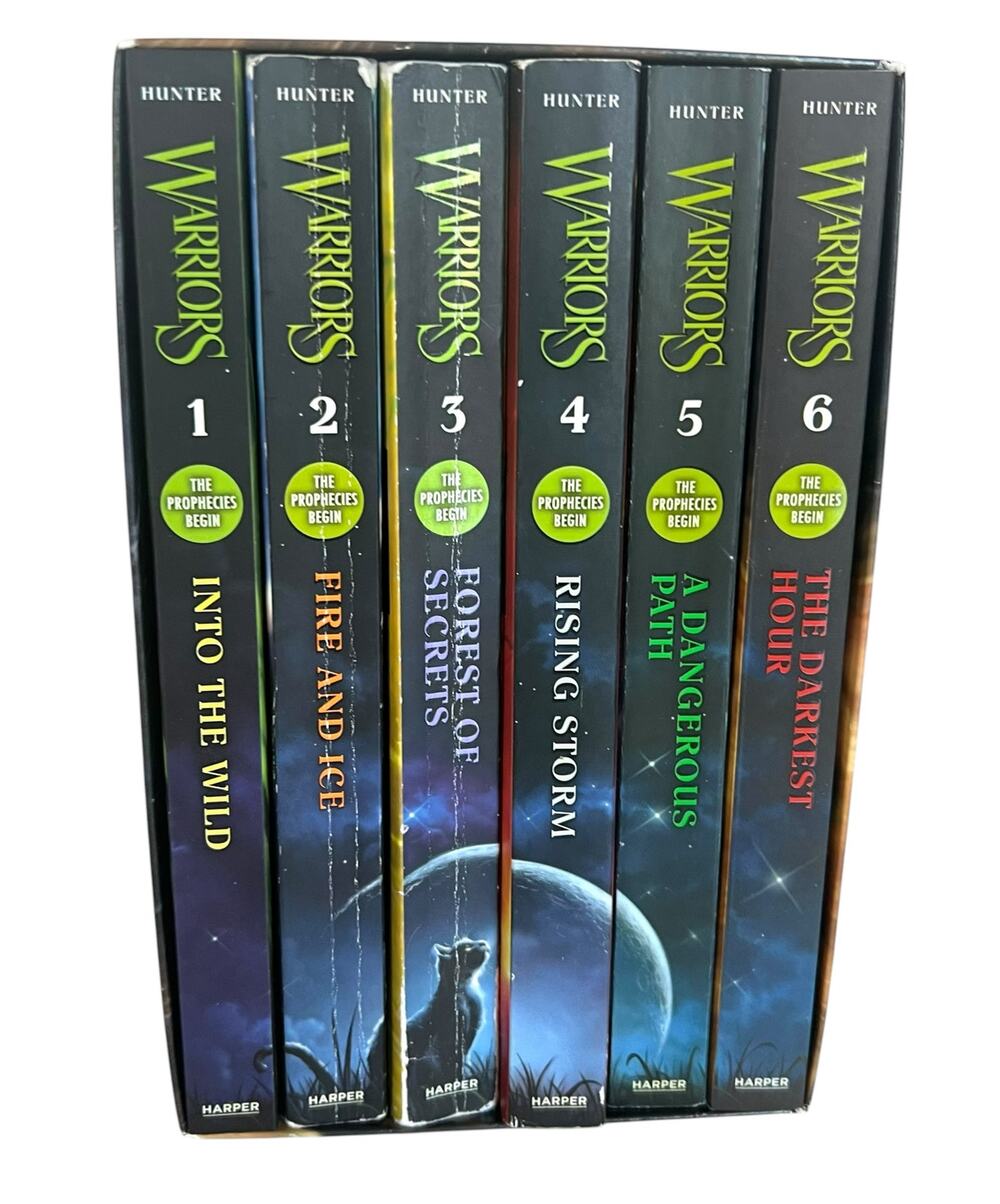 Warriors Box Set: Volumes 1 to 6: Complete First Series Paperback Erin Hunter